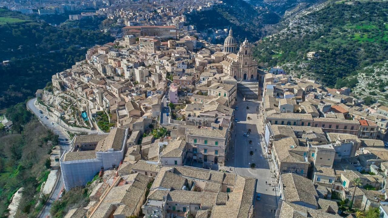 Piazza Duomo 36 Hotell Ragusa Eksteriør bilde